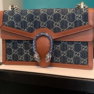 GUCCI DIONYSUS DENIM SHOULDER BAG.